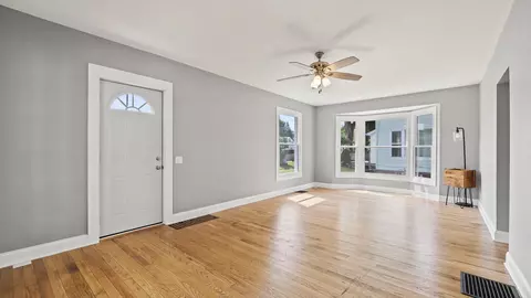 108 S Mountain St, Lagrange, IN 46761 photo 6