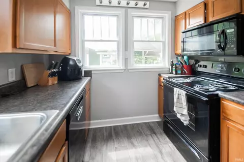 726 E University St, Bloomington, IN 47401 photo 10