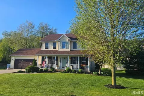 4414 E Fox Run Dr, Syracuse, IN 46567 photo 1