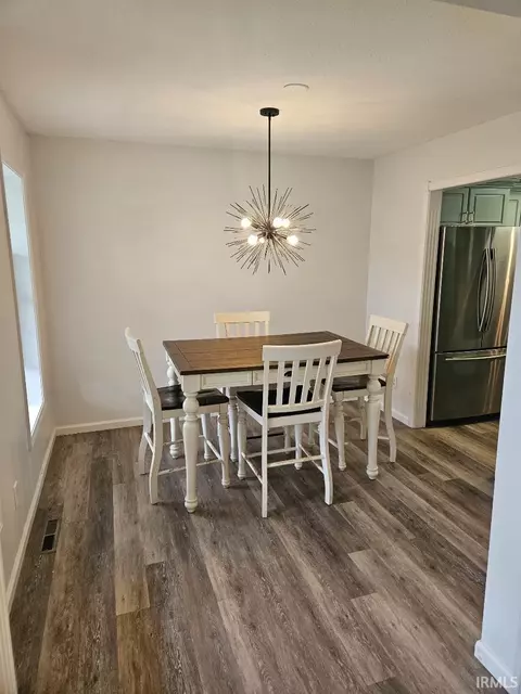4414 E Fox Run Dr, Syracuse, IN 46567 photo 6