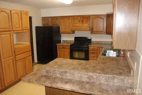 322 E Walnut Ave, Dunkirk, IN 47336 photo 5