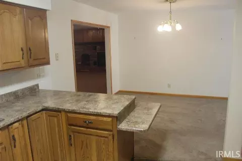 322 E Walnut Ave, Dunkirk, IN 47336 photo 9