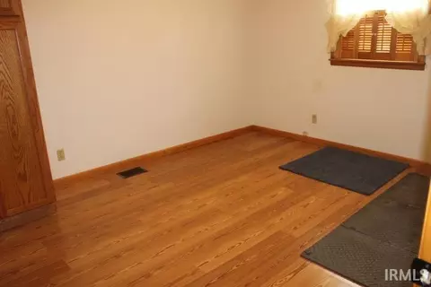 322 E Walnut Ave, Dunkirk, IN 47336 photo 22