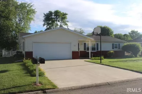 322 E Walnut Ave, Dunkirk, IN 47336 photo 3