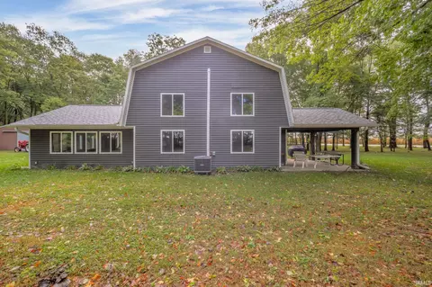 10726 W Windsor Rd # A, Farmland, IN 47340