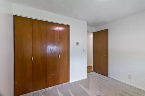 142 E Bragg Ave, Upland, IN 46989 photo 15