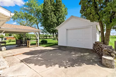 142 E Bragg Ave, Upland, IN 46989 photo 21