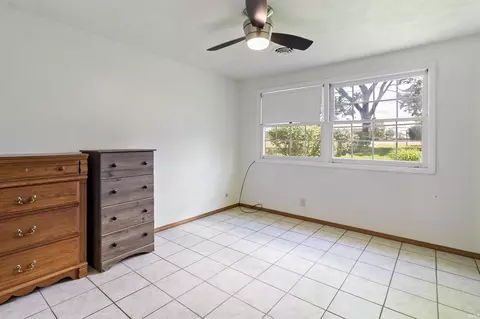 142 E Bragg Ave, Upland, IN 46989 photo 16
