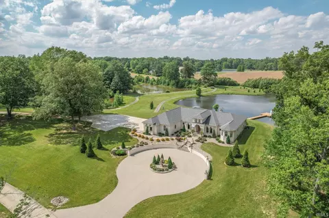 701 Clearcrest Ln, Evansville, IN 47710