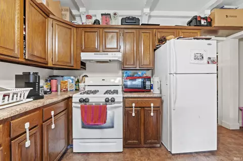 61 65 W Maple St, Wabash, IN 46992 photo 15