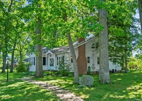 408 Ewing St, Plymouth, IN 46563