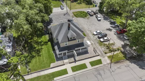 57-63 E Hill St, Wabash, IN 46992 photo 2