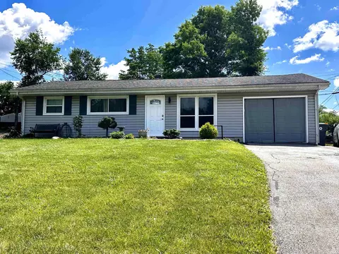 2807 S Limestone Dr, Bloomington, IN 47401