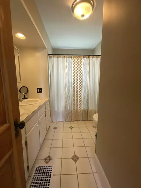203 E Wiley St, Bluffton, IN 46714 photo 19