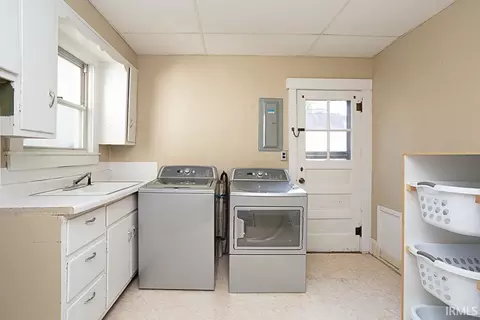 410 E Franklin St, Delphi, IN 46923 photo 16