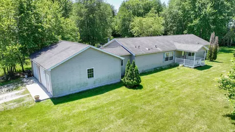 1330 E 800 S, Brookston, IN 47923