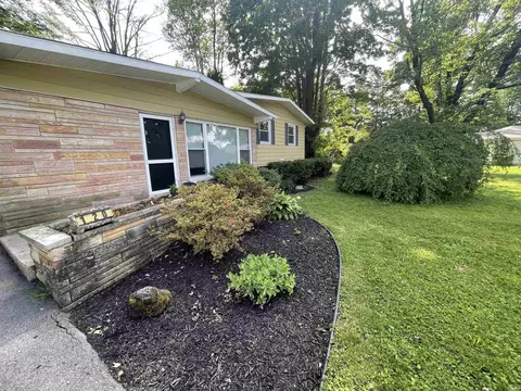 120 Pleasant View Dr, Mitchell, IN 47446 photo 7