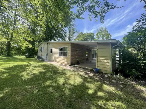 120 Pleasant View Dr, Mitchell, IN 47446 photo 3