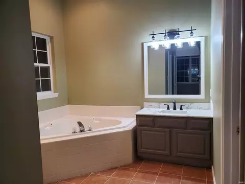 2248 S Olde Mill Dr, Bloomington, IN 47401 photo 7