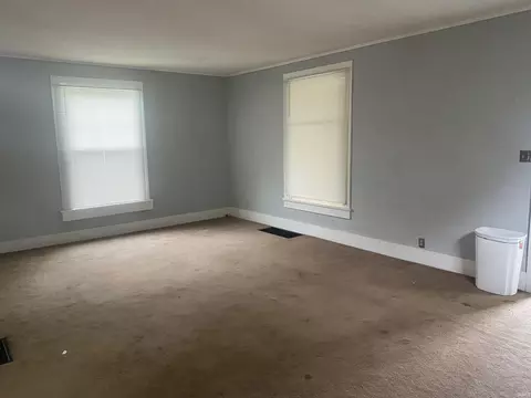 227 E 6th St, Peru, IN 46970 photo 6