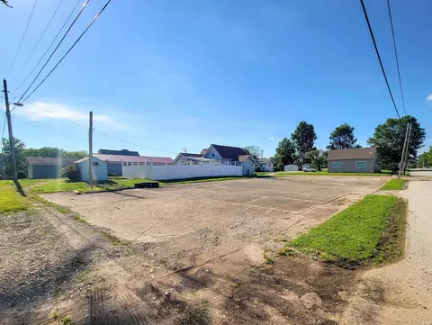 8174 E State Road 54 Hwy, Dugger, IN 47848 photo 5