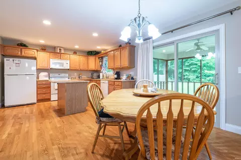 4759 E Donington Dr, Bloomington, IN 47401 photo 9