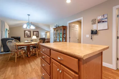 4759 E Donington Dr, Bloomington, IN 47401 photo 11