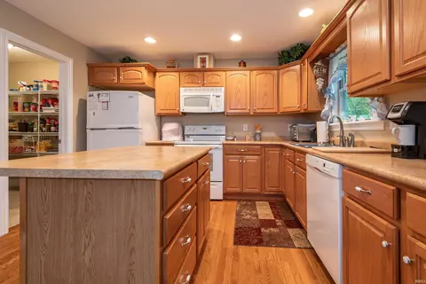 4759 E Donington Dr, Bloomington, IN 47401 photo 10