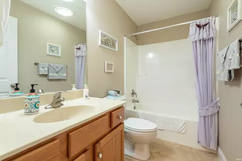 4759 E Donington Dr, Bloomington, IN 47401 photo 23