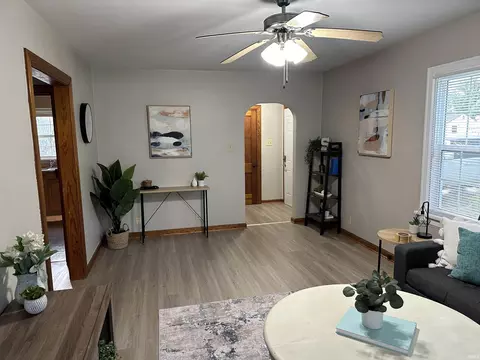 3203 E Memorial Dr, Muncie, IN 47302 photo 4