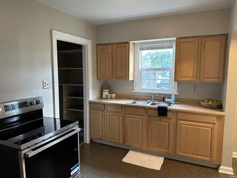 3203 E Memorial Dr, Muncie, IN 47302 photo 6