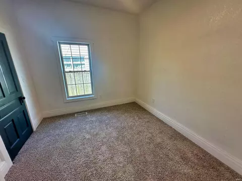 220 W Main St, Mitchell, IN 47446 photo 15