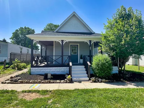 220 W Main St, Mitchell, IN 47446 photo 2