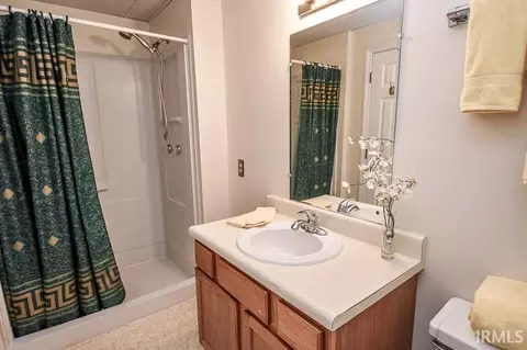 2335 E Winding Brook Cir, Bloomington, IN 47401 photo 27