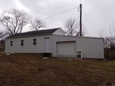 11308 W South County Line Rd, Yoder, IN 46798 photo 3