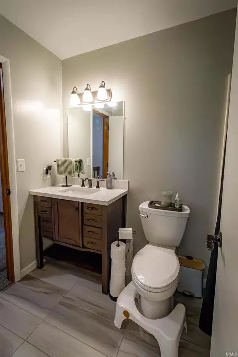 2390 E Winding Brook Cir, Bloomington, IN 47401 photo 7
