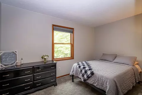 2390 E Winding Brook Cir, Bloomington, IN 47401 photo 17