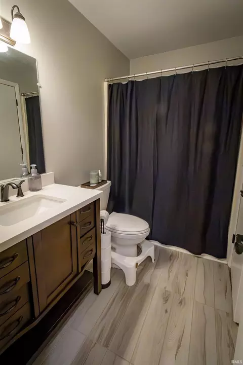 2390 E Winding Brook Cir, Bloomington, IN 47401 photo 13