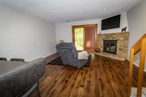 2390 E Winding Brook Cir, Bloomington, IN 47401 photo 21