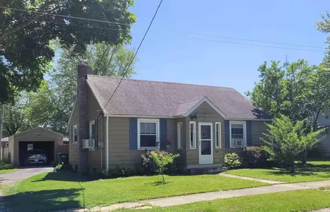 507 E Jackson St, Flora, IN 46929 photo 2