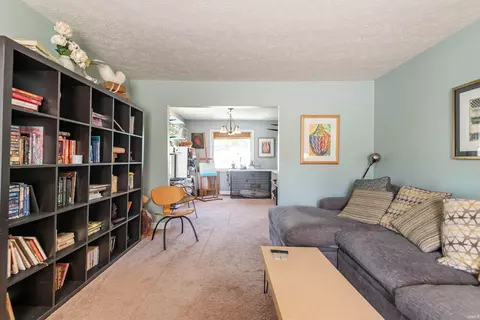 1101 E Ridgemont Ct, Bloomington, IN 47401 photo 4