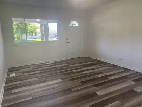 603 Layne Dr, Dunkirk, IN 47336 photo 2