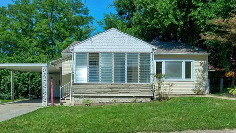 111 N Seminary St, Princeton, IN 47670