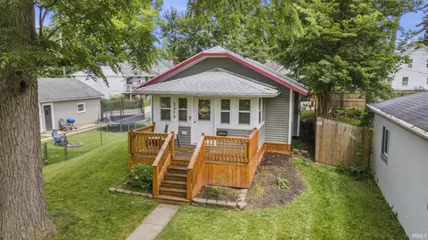 2215 Charlotte Ave, Fort Wayne, IN 46805