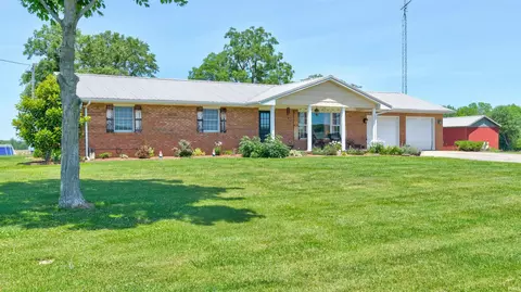 6576 W State Road 65, Petersburg, IN 47567