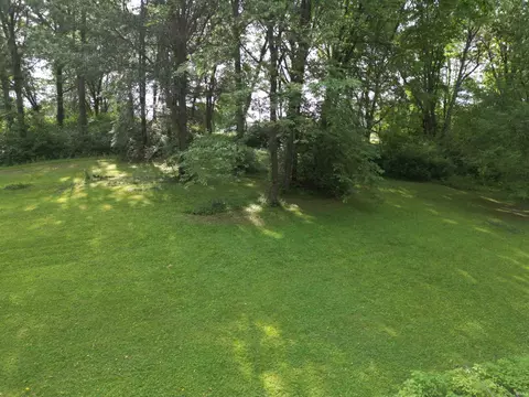 419 E Shady Ln, Petersburg, IN 47567