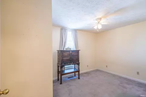 1011 N St, Bedford, IN 47421 photo 11