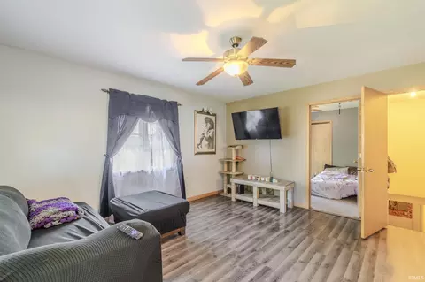 316 N Sycamore St, Lagrange, IN 46761 photo 5