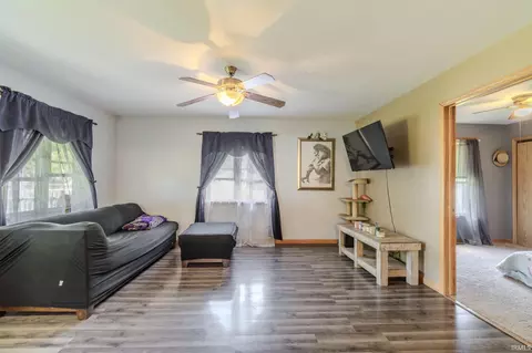 316 N Sycamore St, Lagrange, IN 46761 photo 4