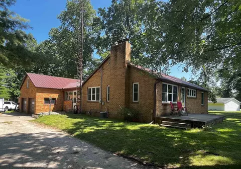 7195 N 050 E, Howe, IN 46746 photo 1